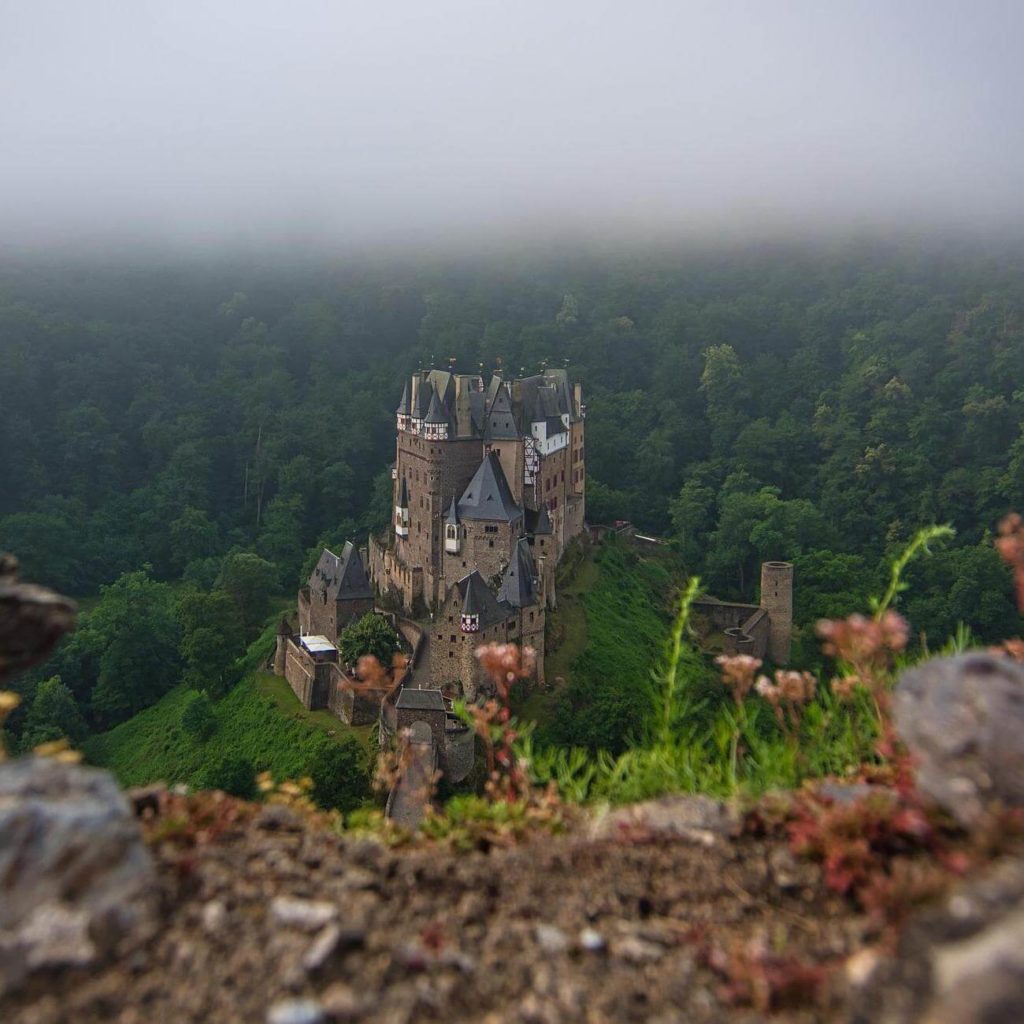 Burg Eltz in Wierschem Moselradweg