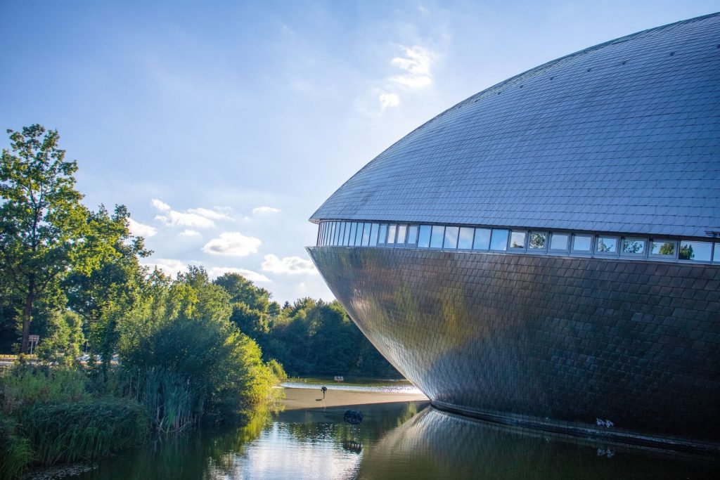 Universum Bremen Weserradweg